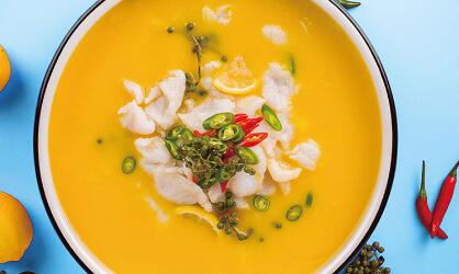 酸小七酸菜魚加盟